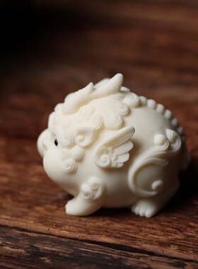 厂家直供象牙果雕刻小号胖嘟嘟摆件茶宠居家桌面装饰品手把件文玩