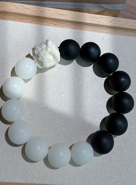 男女白玉菩提醒狮黑白国潮手串