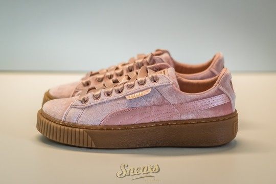 puma velvet pink