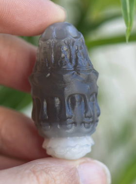 天然玛瑙原色俏色八面观音吊坠