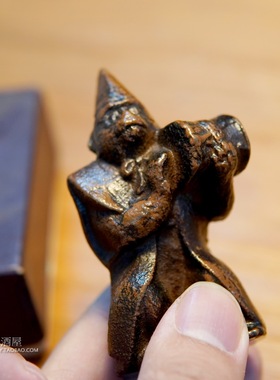 日本猿猴复古金属摆件猴子打鼓造型吗喽桌面日式造景装饰工艺品