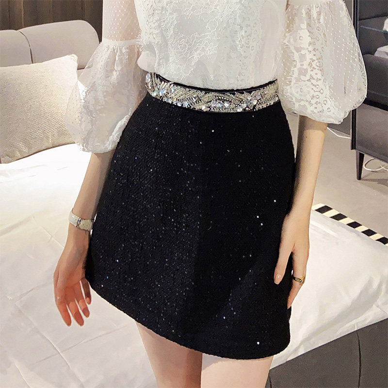 粉红大布娃娃原创设计感黑色半身裙 粉红大布娃娃半身裙