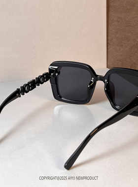 小香风2025新款偏光墨镜