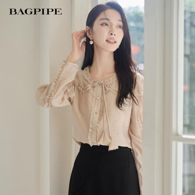 Bagpipe 2026 ພາກຮຽນ spring ການອອກແບບໃຫມ່, ເສື້ອ retro ຝຣັ່ງທີ່ສູງສົ່ງແລະຜ່ອນຄາຍ, ຊັ້ນເທິງແບບພະລາຊະວັງສໍາລັບແມ່ຍິງ