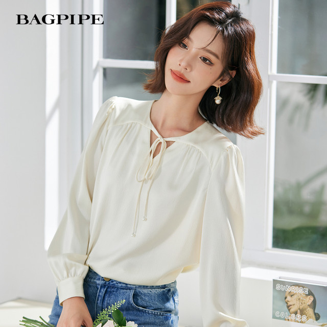 Bagpipe 2025 ພາກຮຽນ spring ເສື້ອຍືດ temperament ຫວານໃຫມ່ອອກແບບເສື້ອ chiffon ແຂນຍາວ versatile slimming ເທິງ