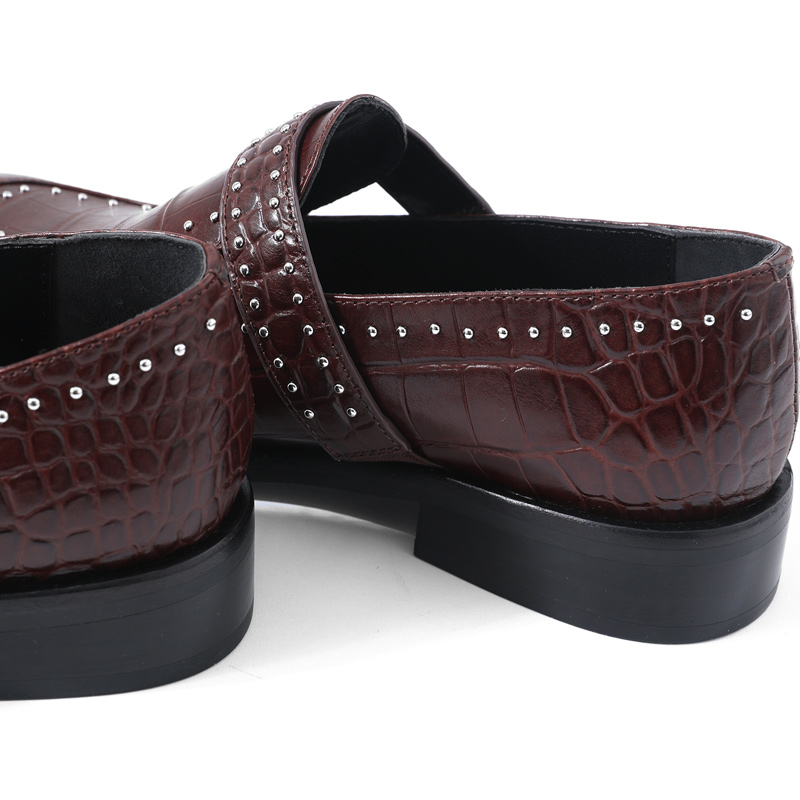 ￥889秒！时髦精!法国设计师鳄鱼纹牛皮铆钉轻奢玛丽珍鞋KAKA特