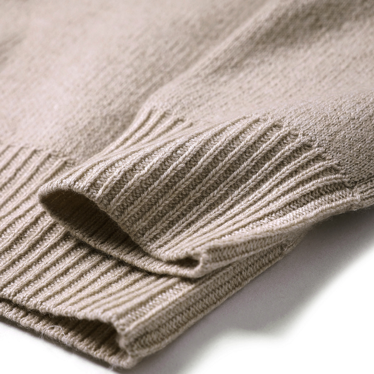 幸福的辨识度~暖心圈绒熊宝山羊绒圆领休闲男女宝套衫毛衣KAKA特,淘宝优惠券,粉丝福利购,淘宝优惠卷