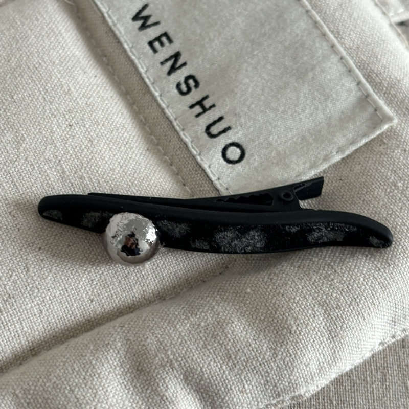 咖色豹纹发夹边夹蝴蝶结侧边刘海夹秋冬气质银球鸭嘴夹女一字夹发,淘宝优惠券,粉丝福利购,淘宝优惠卷