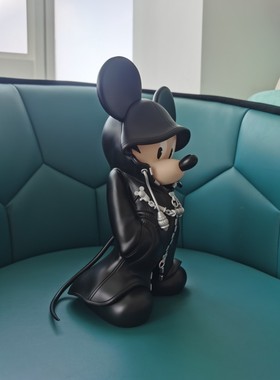 米奇国王摆件雕塑树脂彩绘潮流潮品玩具儿童卡通房饰品ins