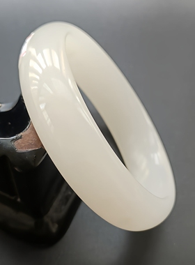 天然玉石手镯玉镯子女有瑕特惠