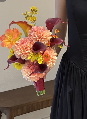 高级仿真手捧花仿真花花束婚礼手捧花结婚新娘新婚成品订婚礼物