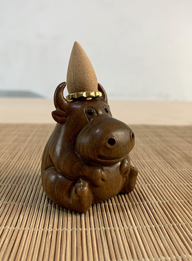 牛气冲天倒流香阿根廷摆件