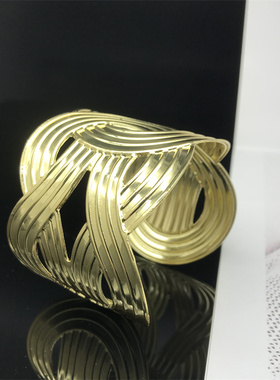 欧美金属敦煌宽手环拍照演出