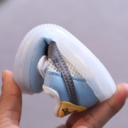 闪光夏季宝宝鞋软底学步鞋0-1-2岁3透气镂空网鞋男女童运动凉鞋 - 图2