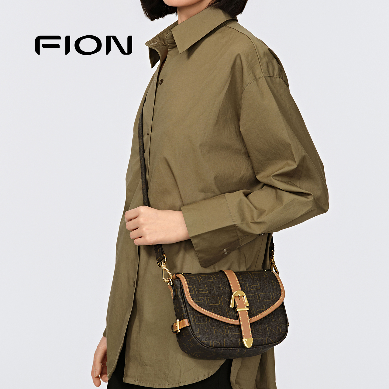 Fion/菲安妮经典老花马鞍包秋冬女包包小号通勤高级感单肩斜挎包