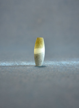 特色料青花籽料一线天勒子吊坠