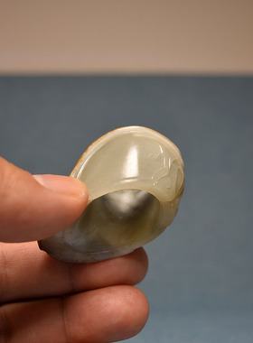 红皮白玉独籽兽面机车党戒指扳指