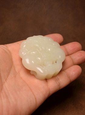 长50于田白玉兽面守护霸气皮带扣