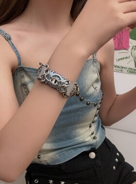 暗黑系亚比文化恶魔之眼手链小众朋克废土风手环美式重工手饰