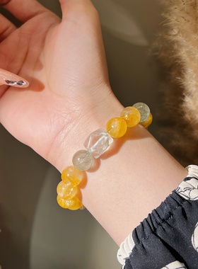 「土木成林」黄胶花绿发晶手链