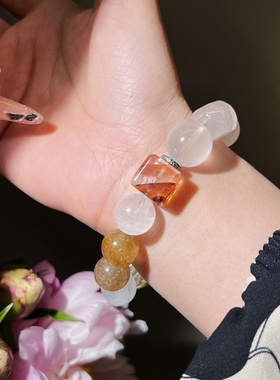 「花漫金山」黄水晶设计款手链