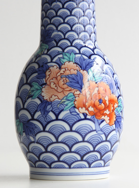 日本有田锅岛烧作家手绘青海波牡丹长颈瓷花瓶日式插花器家居摆件