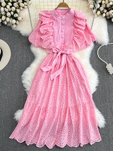 Fashionable fitted brace with bow, dress, puff sleeves, A-line