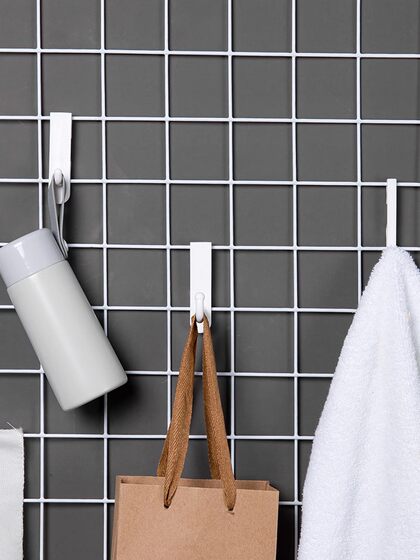 Nail-free hook mesh hook plastic double hanging