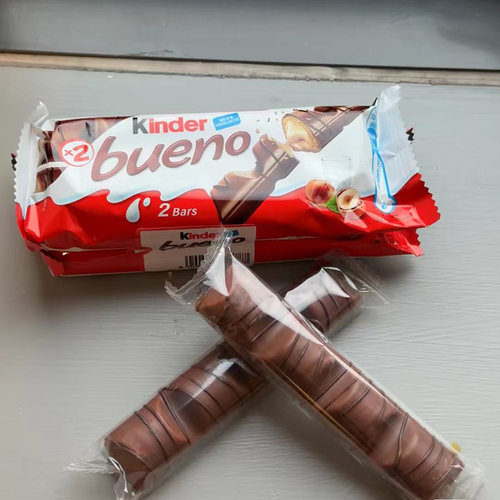 Kinder健达缤纷乐黑白夹心巧克力T2牛奶榛果进口零食品儿童休闲 - 图2