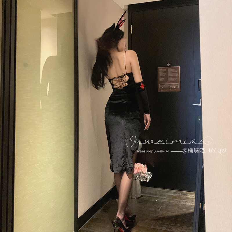 橘味喵:暗黑修女服cos性感万圣节服装女连衣裙辣妹护士兔女郎制服