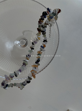 五彩斑斓的天然碎石串珠男生项链