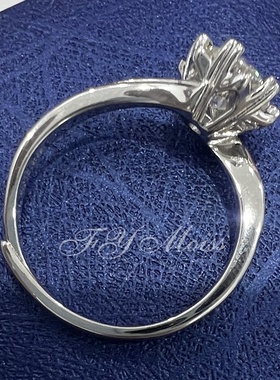 莫桑纯银1克拉莫桑石扭臂雪花戒指女款开口戒时尚气质首饰