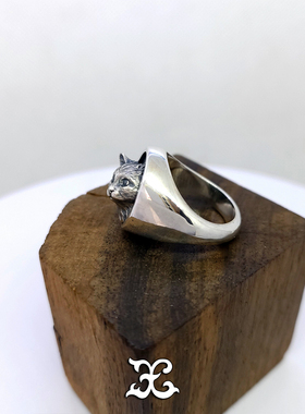 纯银立体浮雕猫咪头像戒指