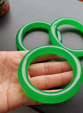 帝王祖母绿满色古典风玉石手镯子