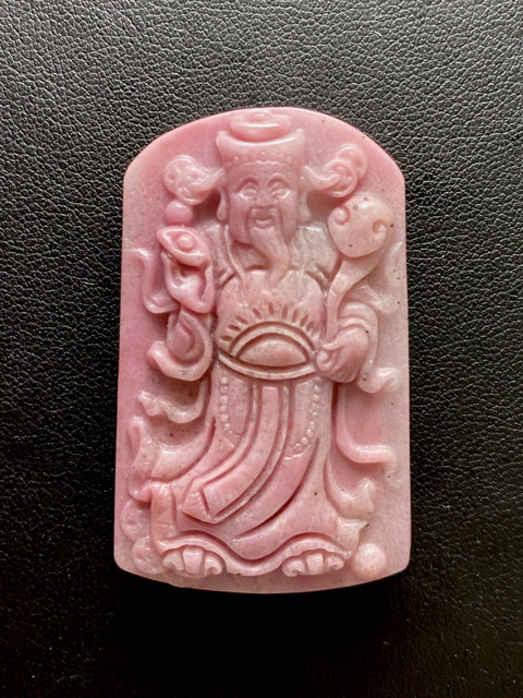 The God of Wealth has arrived! Full pink jade rhodonite bracelet material carved gemstone pendant