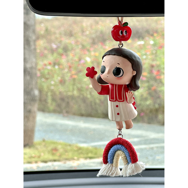 Bubble Mart cute nyota car hanger