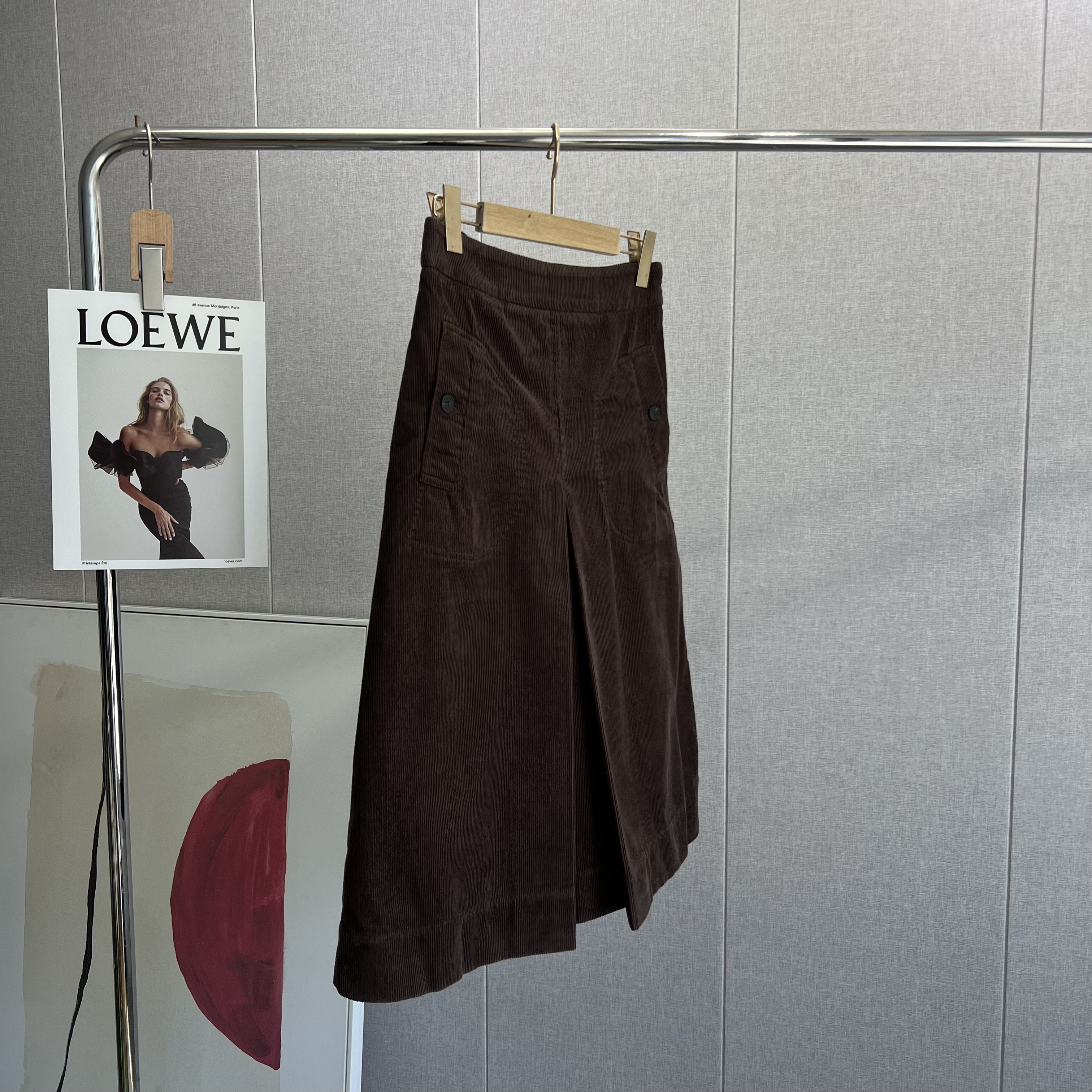 小he~咖啡色灯芯绒半裙2025秋季新款双侧口嗲A字半身裙中长款半裙,淘宝优惠券,粉丝福利购,淘宝优惠卷