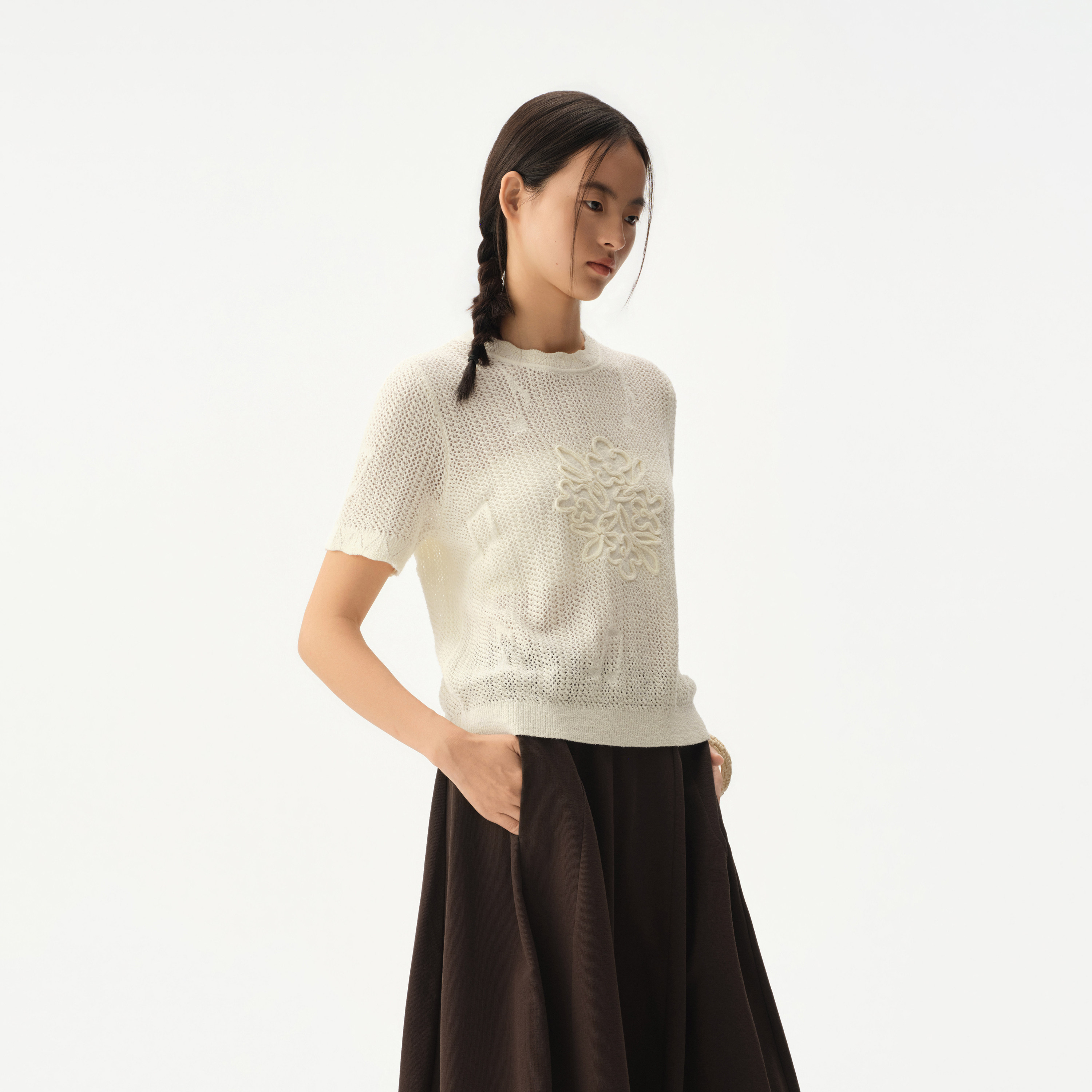 【商场同款】播26秋新品H型短袖针织衫女提花透气上衣BDT3SD3310 播秋实拍商品图