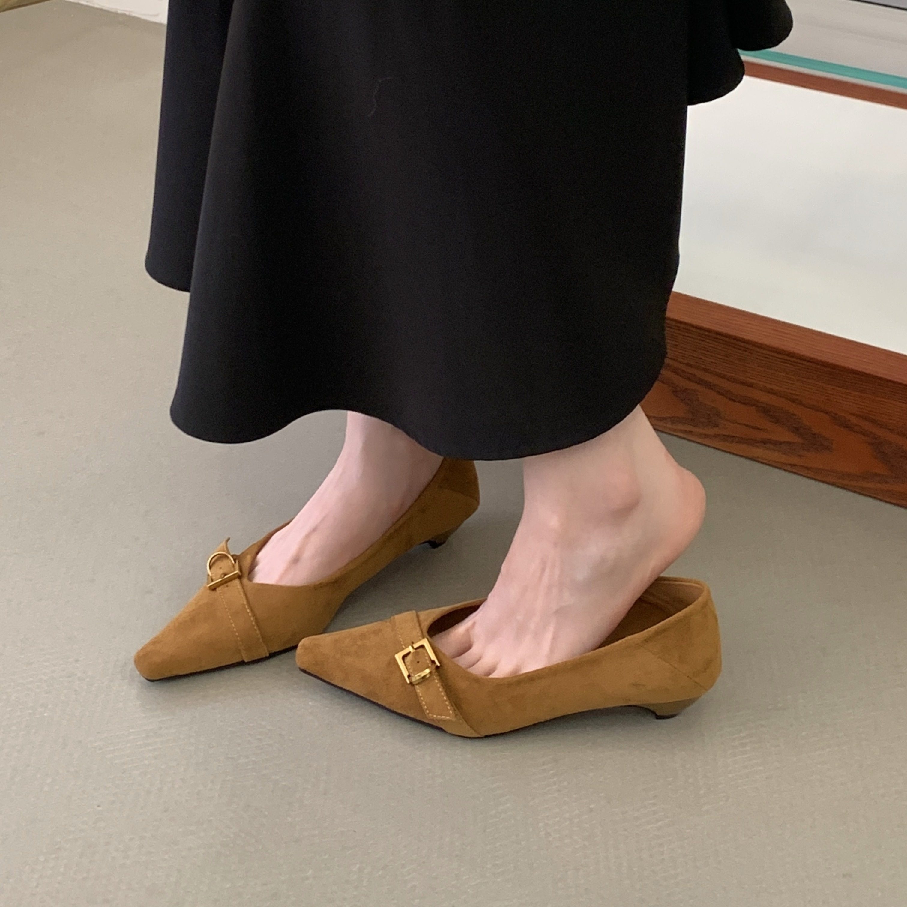 2026早春夏季新款高级感粗跟低跟方头浅口尖头豆豆鞋女皮带扣单鞋,淘宝优惠券,粉丝福利购,淘宝优惠卷