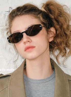 复古时髦小棕镜茶色金属窄框墨镜