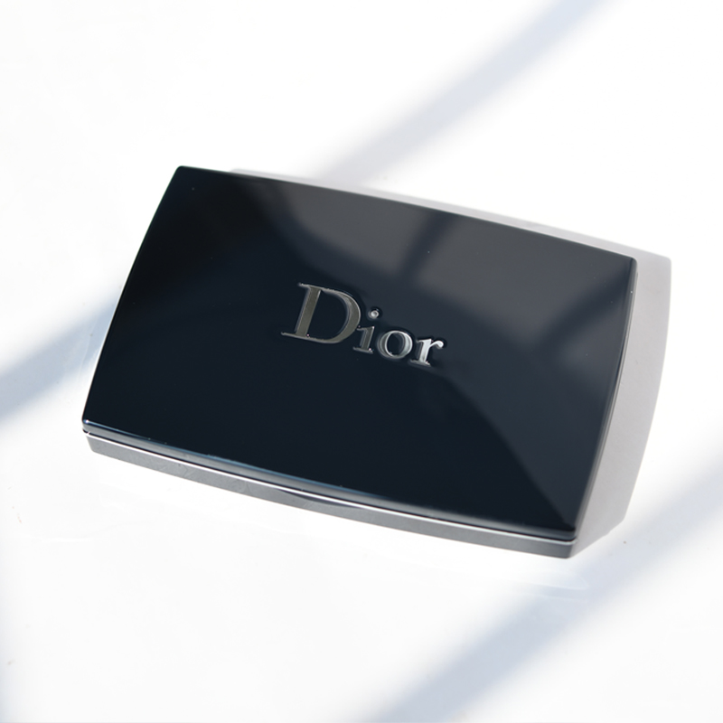 Dior/迪奥全新锁妆凝脂恒久哑光粉饼10g保湿控油遮瑕柔焦00 1N 2N