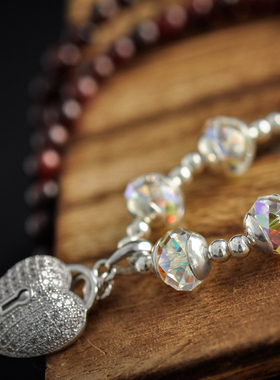 千寻海风饰品 爱情心锁石榴石手链 S925银微镶银饰手串 原创时尚