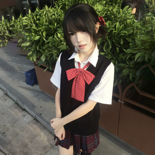 花千猪原创 暮染格裙  jk制服校供感a字型百褶裙红格百搭款jk裙 - 图0