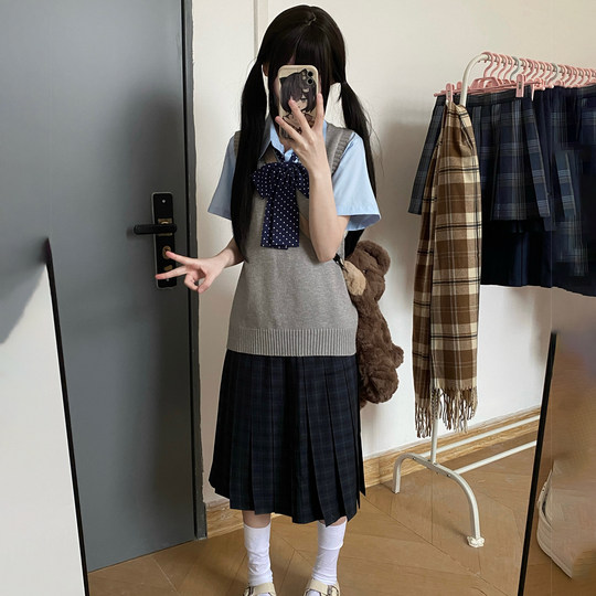 Hua Qianzhu's new product small pool plaid skirt jk uniform