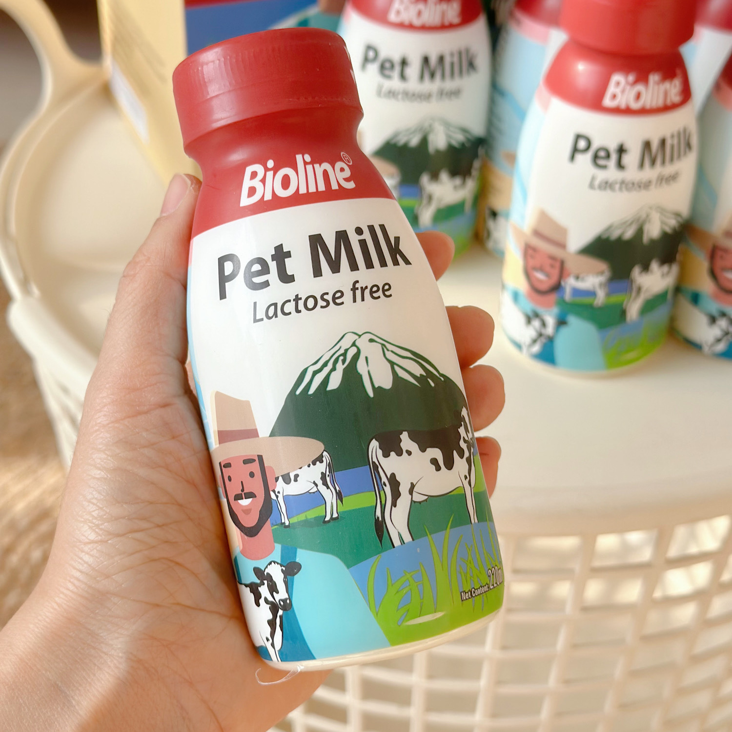 Bioline宠物狗狗猫0乳糖全脂生牛乳牛奶补水补钙促进食欲220毫升 - 图2