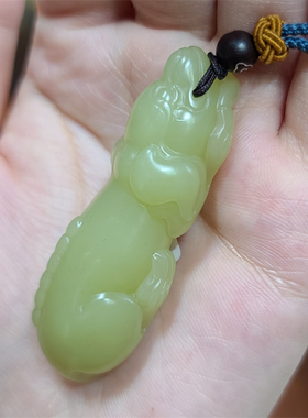 小石头和田玉黄玉小狗挂件