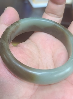 小石头和田玉手镯沙枣青1123256