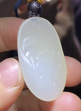 小石头和田玉挂件籽料