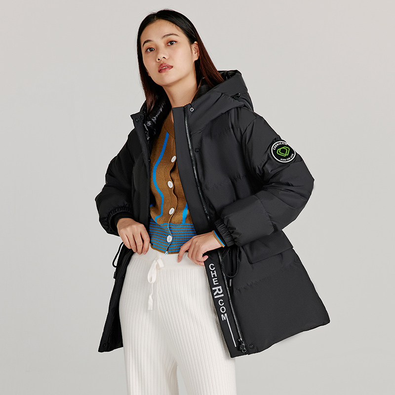 Y279096Y 千仞岗秋冬新款时尚潮流羽绒服女中长款连帽工装风潮外套 Y279096Y 千仞岗秋冬新款时尚潮流羽绒服女中长款连帽工装风潮外套