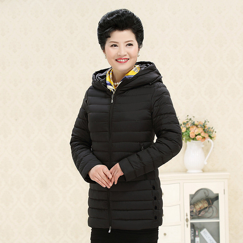 千仞岗反季中老年女装轻薄羽绒服 佩琪服饰羽绒服